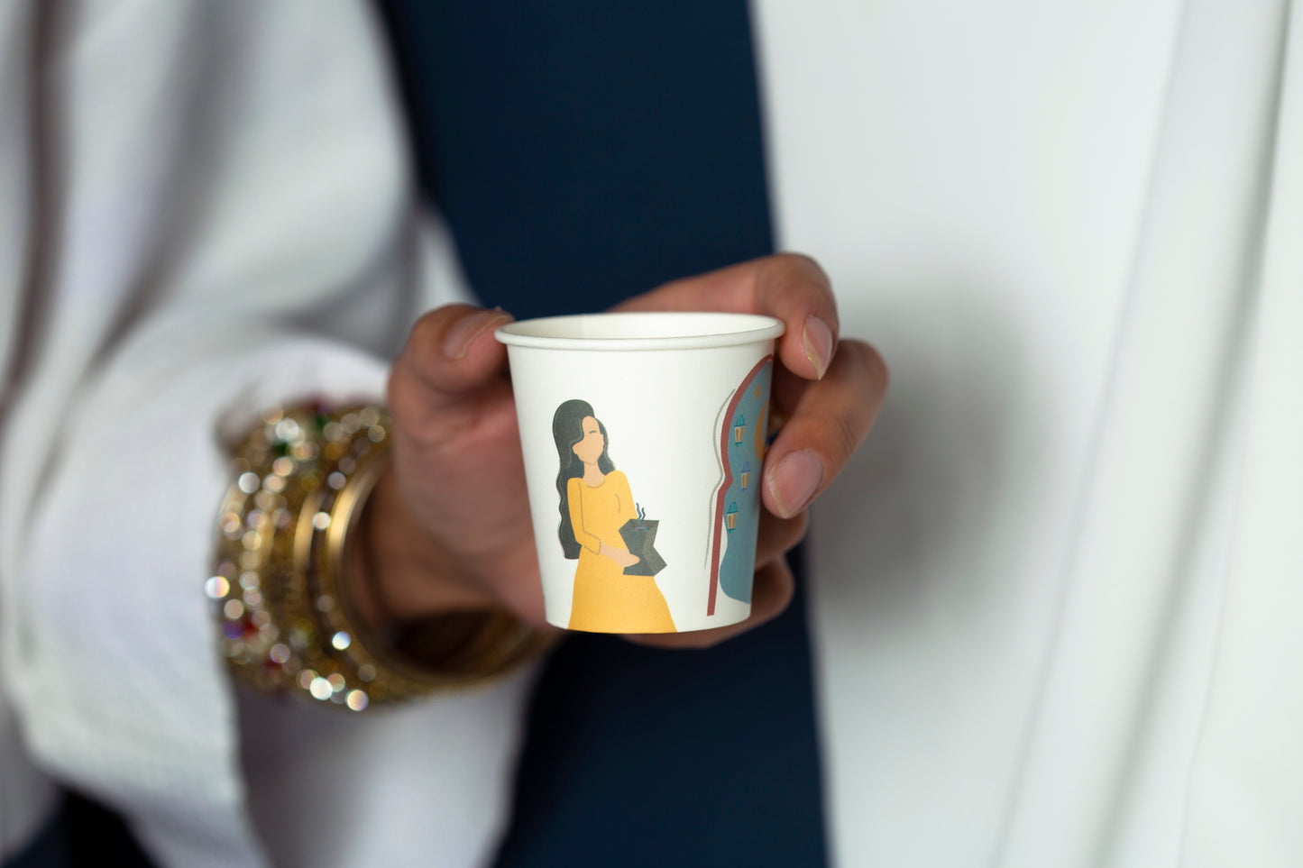 Small Paper Cups for Arabic Coffee (12 pcs)